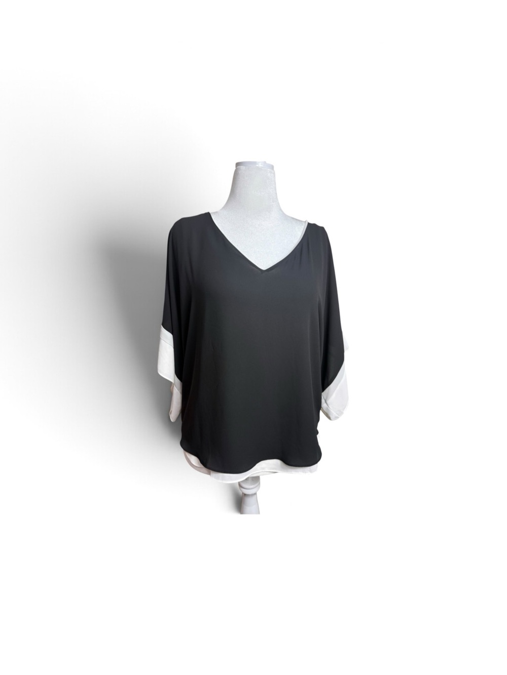 White House Black Market Black V-Neck Tunic with White Accents sleeves size med